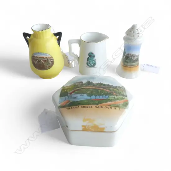4 PCES. N.Z. SOUVENIR CHINA; GLOW WORM WAITOMO CAVES, TRAFFIC BRIDGE HAMILTON, AUCKLAND DOMAIN & GRAFTON BRIDGE