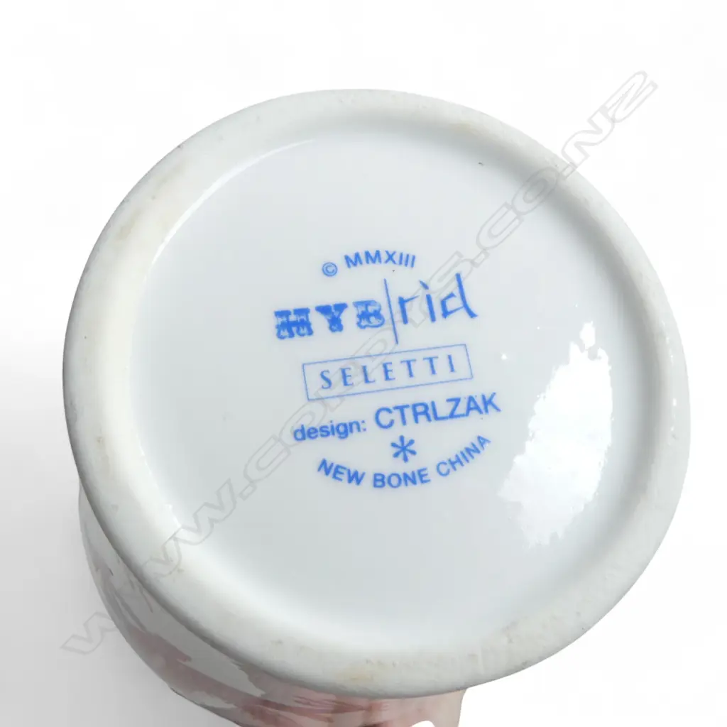 A SELETTI HYBRID ADELMA VASE 330 mm (H) Image 1++