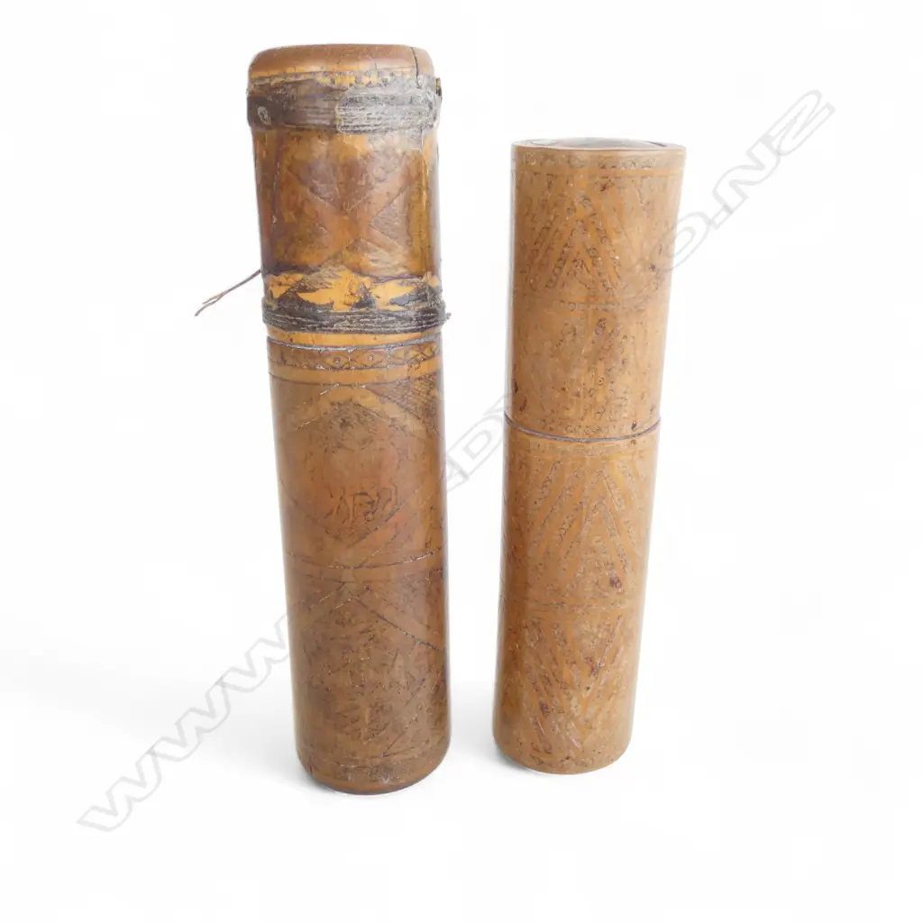 2 VINTAGE LIME CONTAINERS H.170/150mm Image 1++