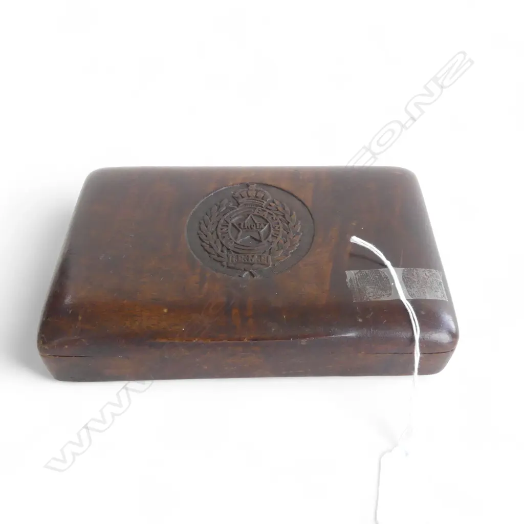 CARVED WOODEN BOX w. INDIAN ARMY CORPS OF E.M.E CREST W.205mm Image 1++