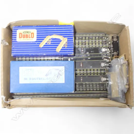 HORNBY DUBLO OO GAUGE TRACK 2 BOXED D1 FOOT BRIDGES GATES ETC