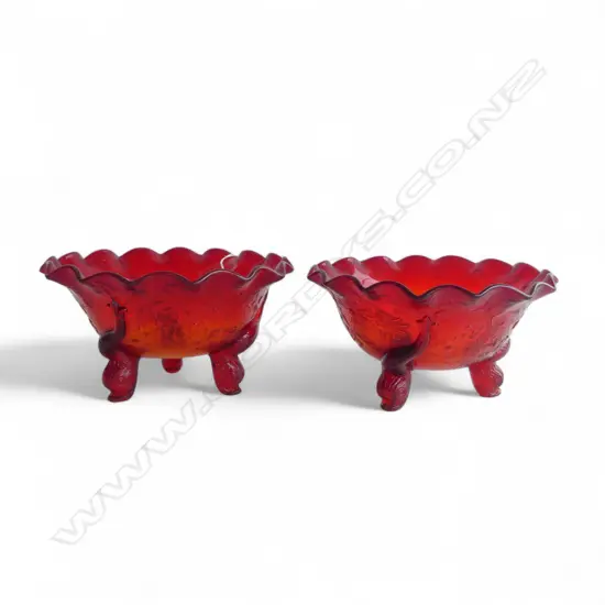 PR RED PRESSED GLASS BOWLS 210mm dia