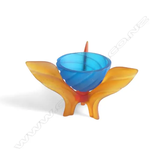 ARTIST UNKNOWN, BOWL ON STAND CAST STUDIO GLASS 150 X 220 mm