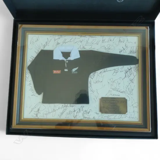 FRAMED 1996 MINIATURE ALL BLACKS RUGBY SHIRT SIGNED BACKGROUND IN CASE 480x385mm