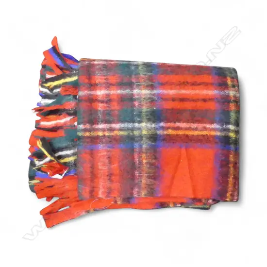 VINTAGE BESONI BAY (TIMARU)NEW ZEALAND 75% MOHAIR BLANKET 