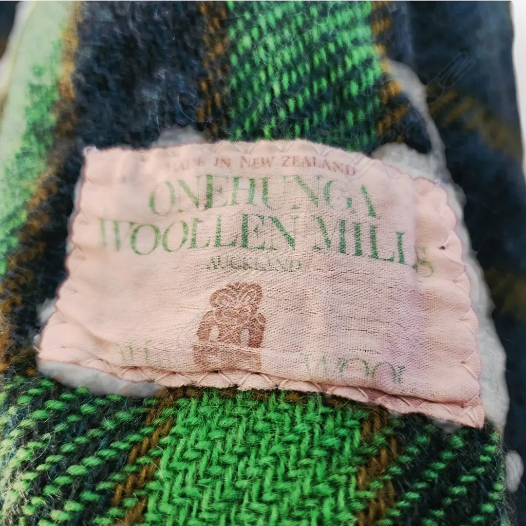 ONEHUNGA WOOLLEN MILLS VINTAGE RUG Image 1++
