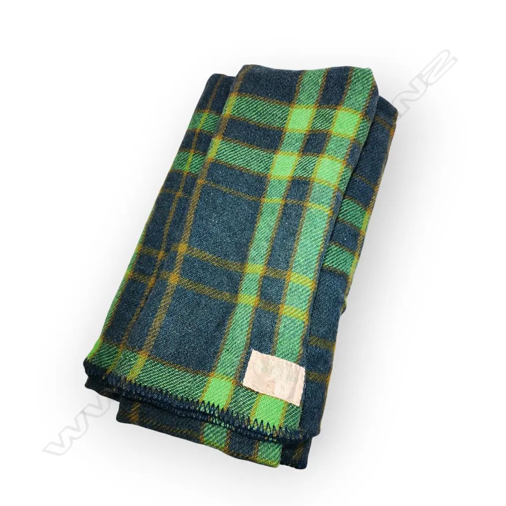 ONEHUNGA WOOLLEN MILLS VINTAGE RUG Image 1++