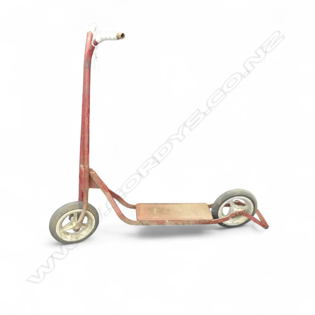 VINTAGE SCOOTER Image 1++