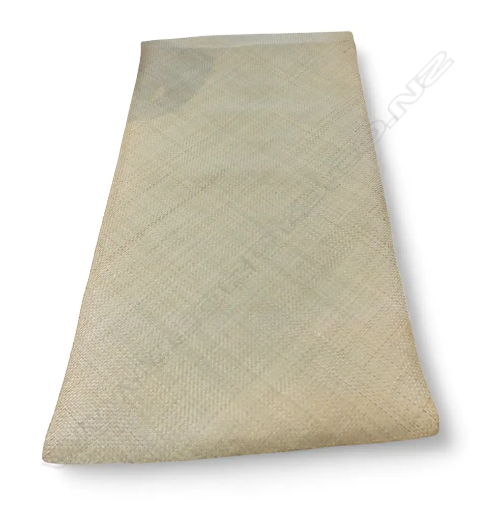 WOVEN MAT HARAKEKE WHARIKI Image 1++