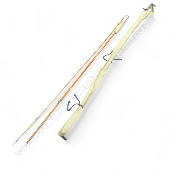 2 PCE SPLIT CANE FRESHWATER ROD IN BAG 