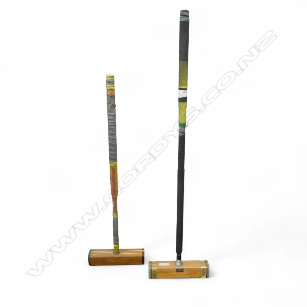 2 POLO MALLETS L.1155mm Image 1++