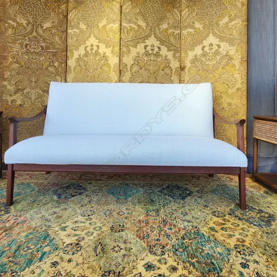 MID CENTURY SOFA 1300x700x760mm