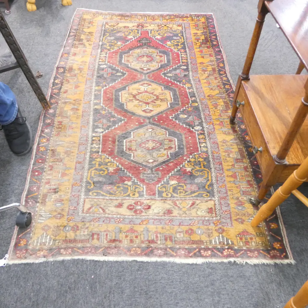 HAND KNOTTED ALL WOOL RUG 1900x1050mm Image 1++