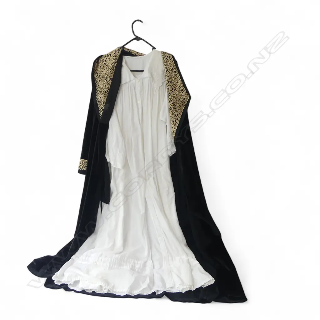 VELVET AND EMBROIDERED DRESSING GOWN/HOUSE COAT AND ANTIQUE LINEN NIGHTGOWN Image 1++