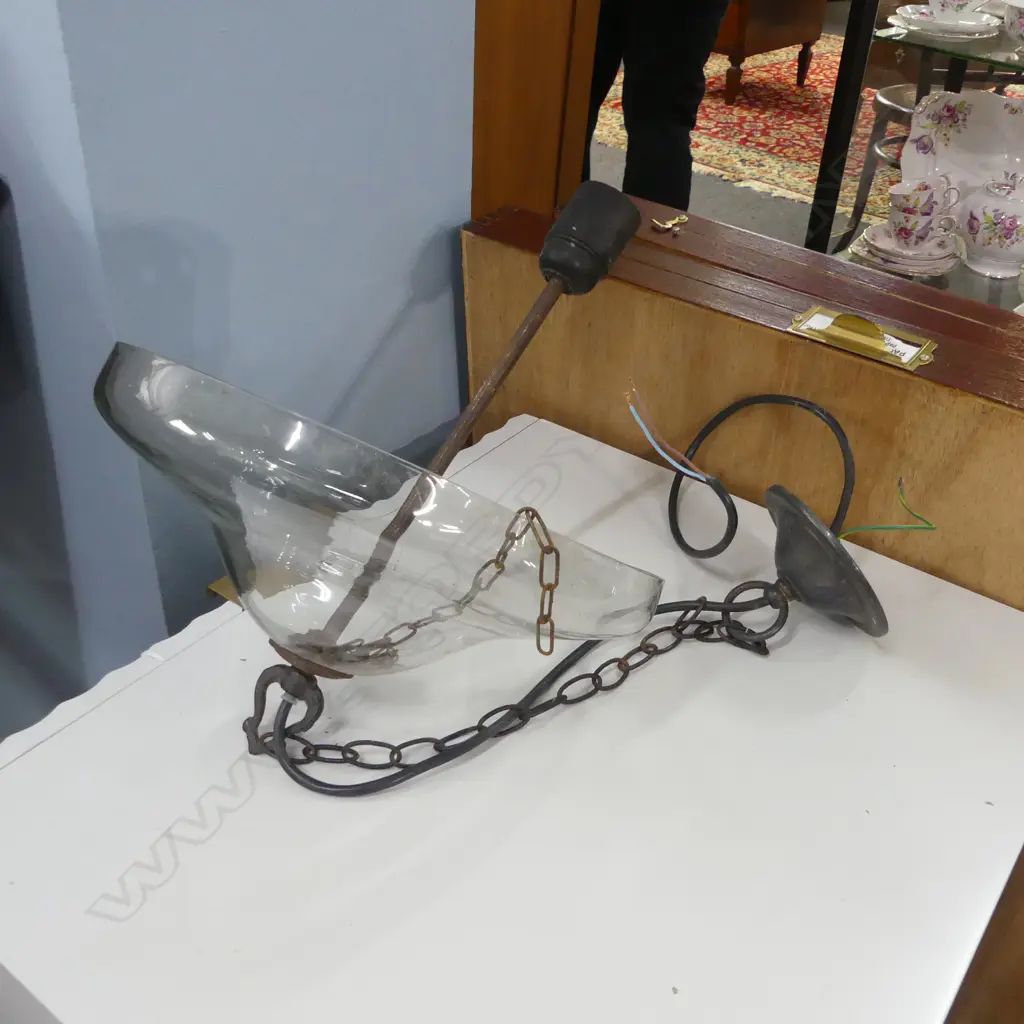 GLASS LANTERN LIGHT FITTING + EXTRA TOP PIECE Image 1++