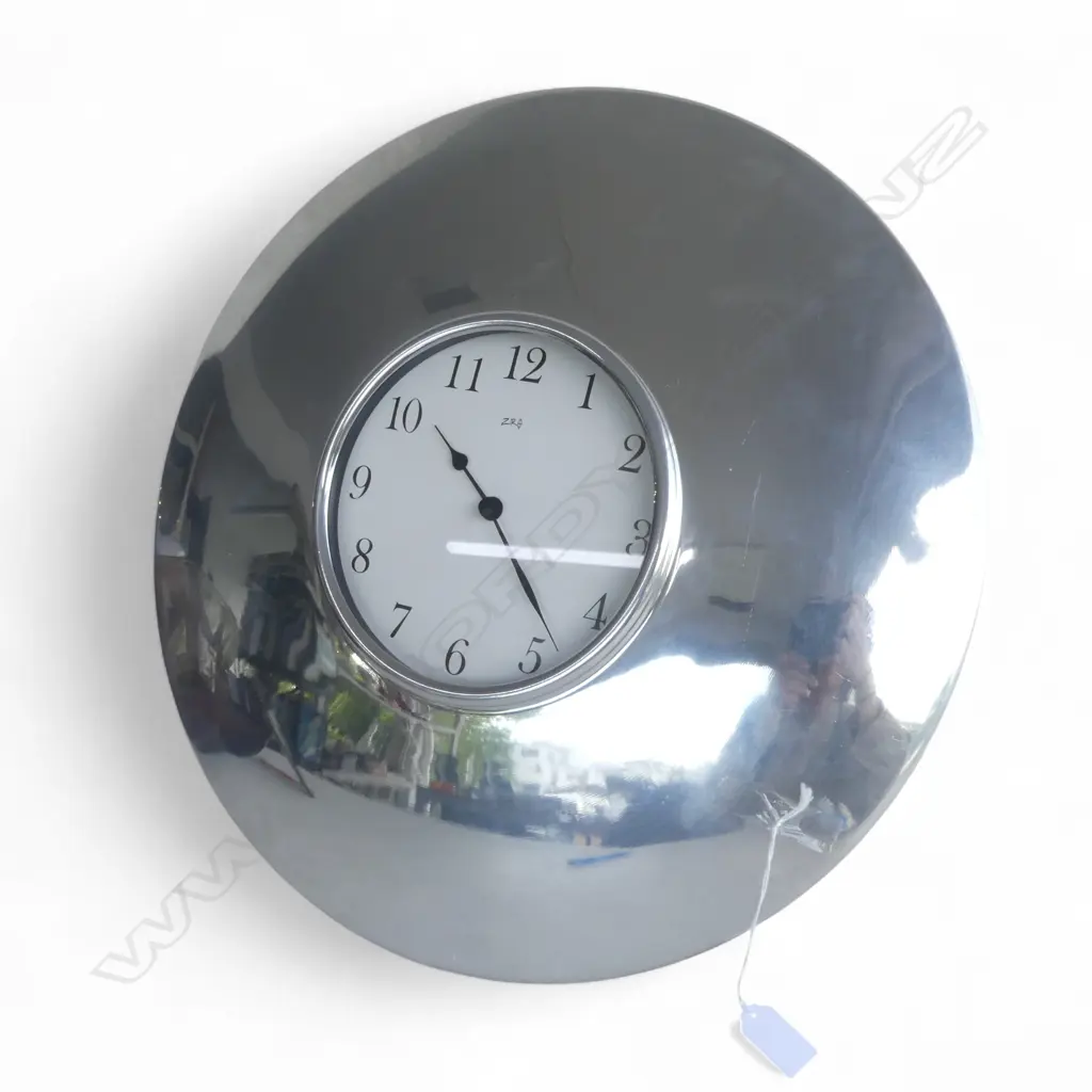 A ZIRA METAL WALL CLOCK 450MM (DIA) Image 1++