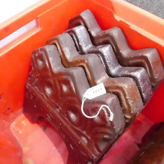 4 OLD N.Z. GLAZED GARDEN EDGINGS H.220mm