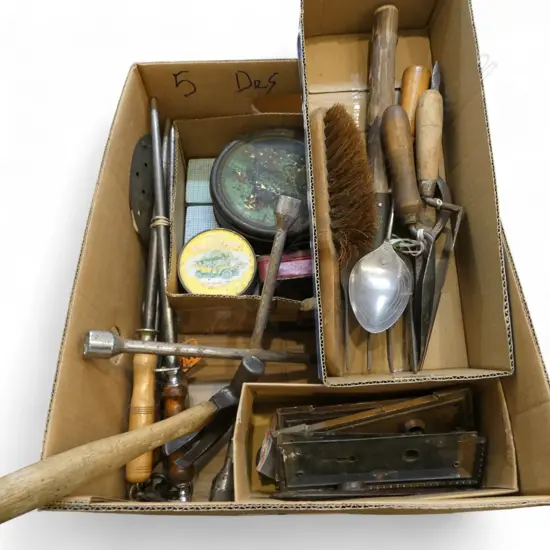 ASST. TOOLS, TINS, FITTINGS etc