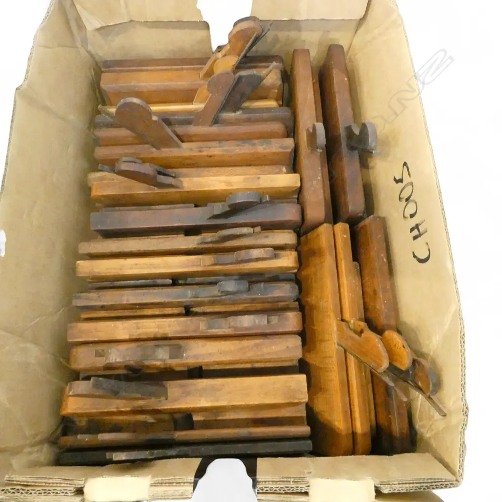 WOODEN CARPENTERS WORKING PLANES Image 1++