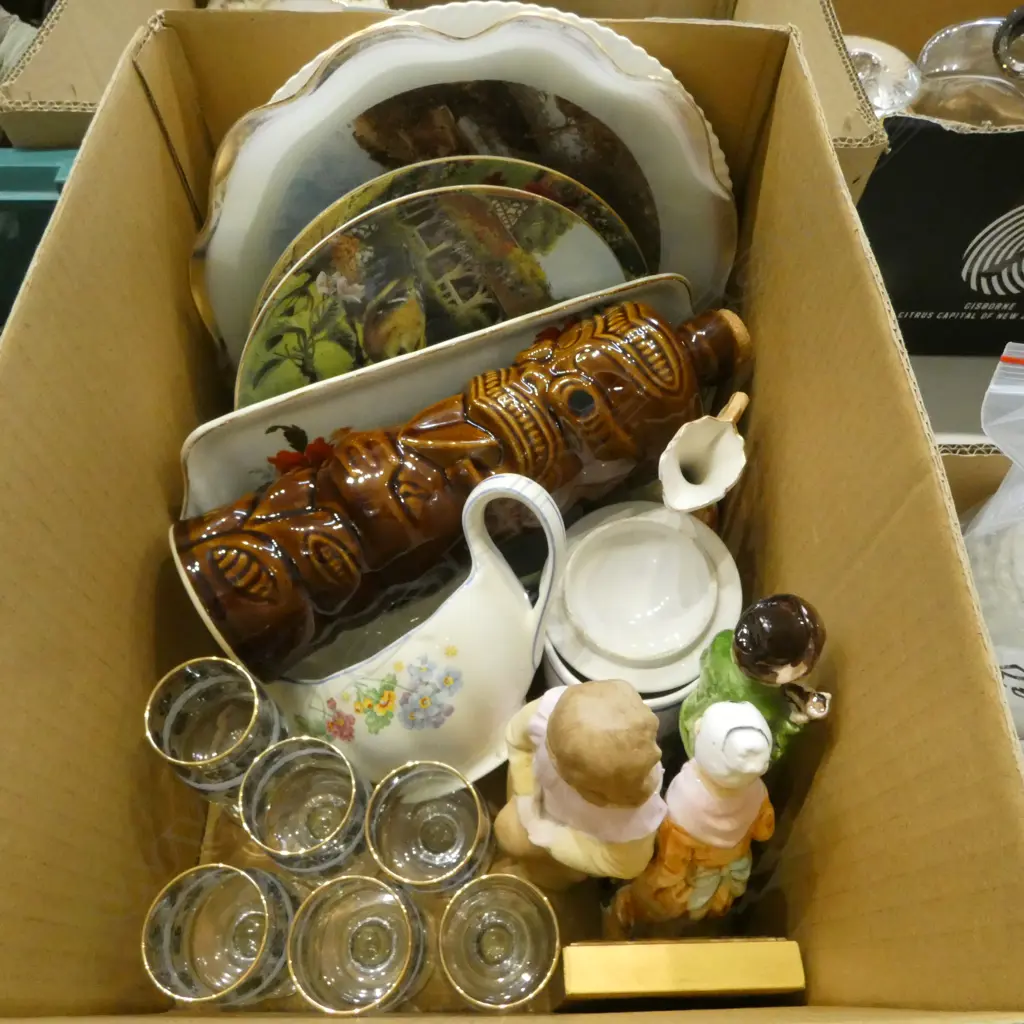 ASST. CHINA Incl. TIKI BOTTLE  Image 1++