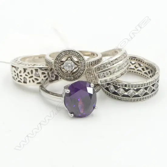 5 SILVER RINGS
