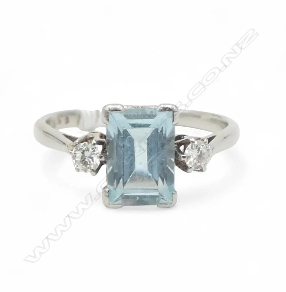 PLATINUM AQUAMARINE & DIAMOND RING 3gms SIZE L1/2 Image 1++