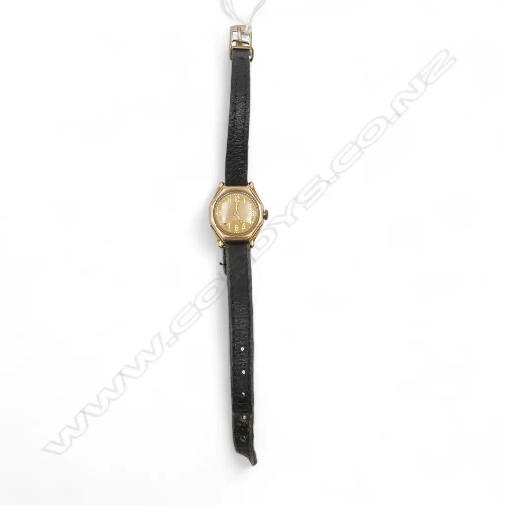 c1920's 9ct GOLD OCTAGONAL LADIES WRISTWATCH  Image 1++