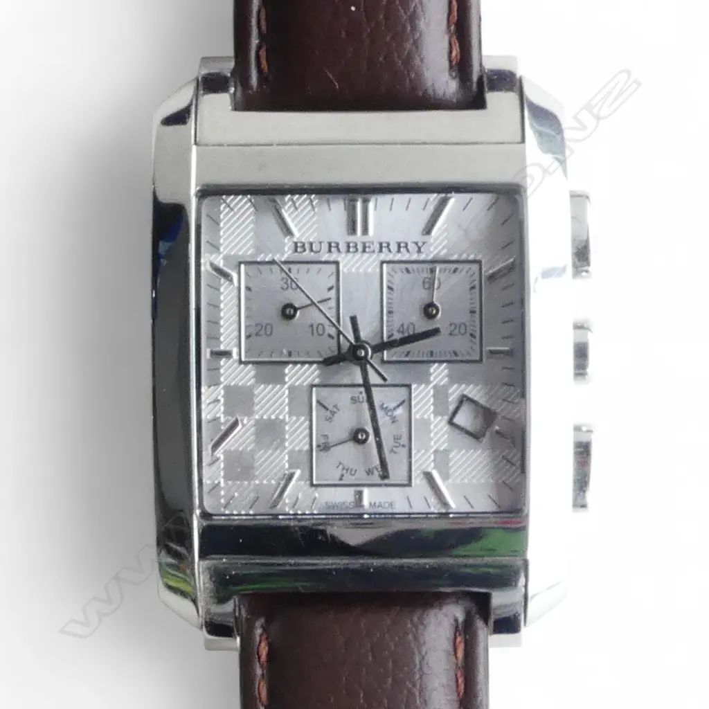 BURBERRY WRIST WATCH, RUNNING Image 1++