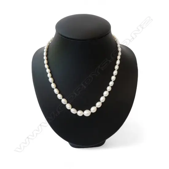 STRAND GRADUATED FRESH WATER PEARLS, L.440mm