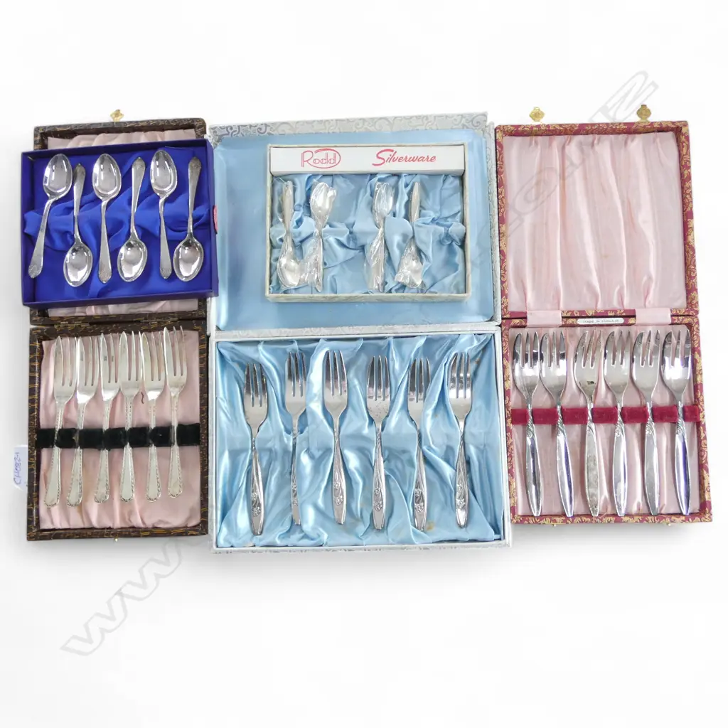 ASST. CUTLERY some cased Image 1++