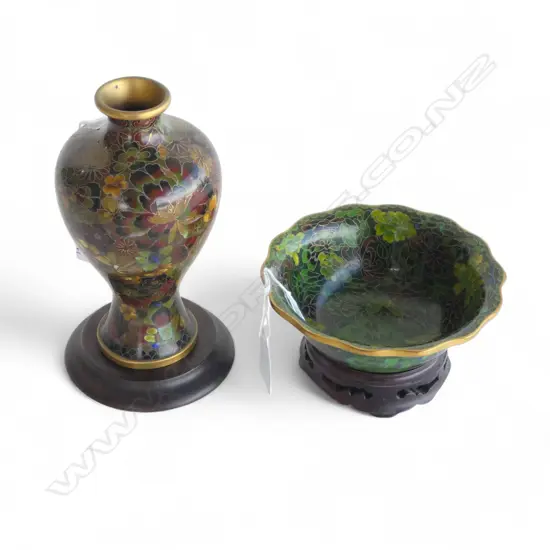 CHINESE CLOISONE BOWL DIA130MM & CHINESE CLOISONE VASE 180MM ON WOOD BASE