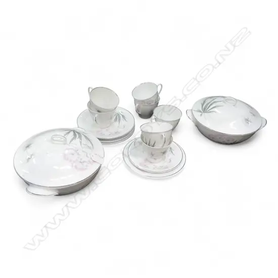 2 SHELLEY CHINA  LIDDED TUREENS & PART TEASET PASTORAL PAT