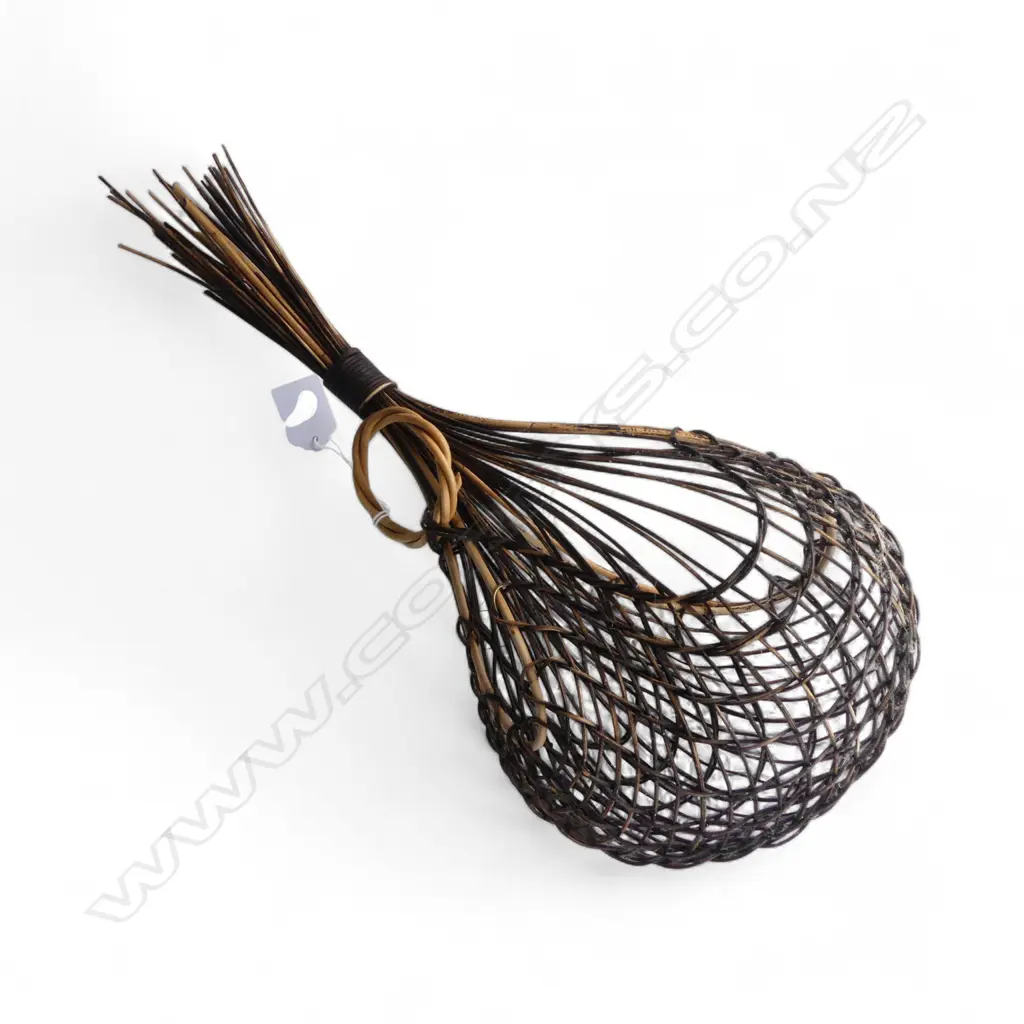 RUTH CASTLE DYED RATTANCORE GARLIC BASKET H.440mm Image 1++
