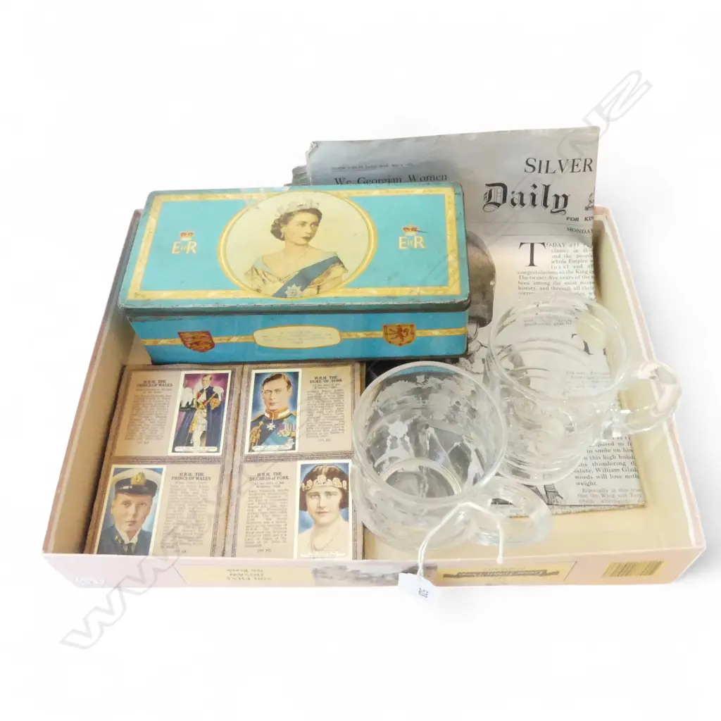 QEII JUBILEE & ’53 CORONATION ROYALTY ITEMS 50 CIGARETTE CARDS, TIN, NEWSPAPER, CRYSTAL TANKARDS  Image 1++
