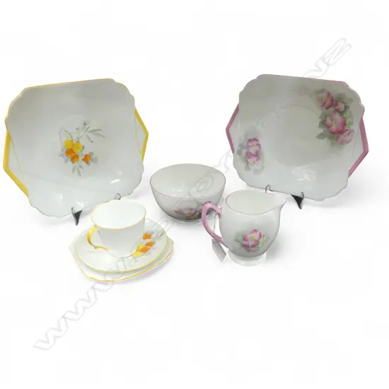 SHELLEY CHINA CAKE PLATE MATCHING CSP & SHELLEY CHINA C/PLATE MATCHING C/SUGAR DECO PATS
