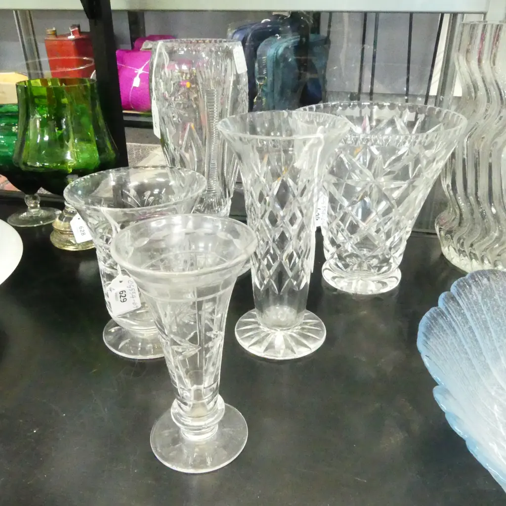 4 CUT CRYSTAL VASES, H.260mm tallest Image 1++