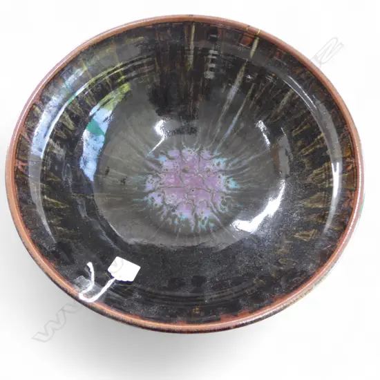 BARRY HOCKENHULL N.Z. STUDIO POTTERY BOWL Dia.305mm