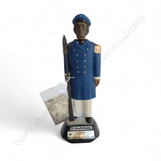 JIM BEAM VINTAGE DECANTER 'TE RAUPARAHA' musical base working with taiaha + original label & box