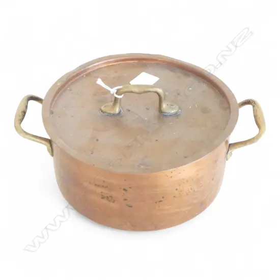 LIDDED COPPER PAN 205mm dia