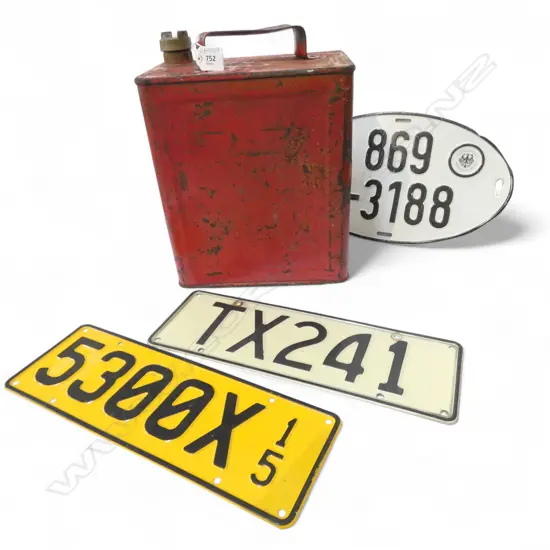 VINTAGE RED METAL SHELL OIL CAN H.320mm + 3 REGISTRATION NUMBER PLATES; 2 NZ 1 GERMAN
