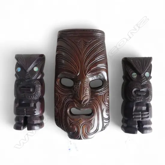 2 MAORI CARVED TEKOTEKO H.185mm + CARVED HEAD mark verso H.260mm