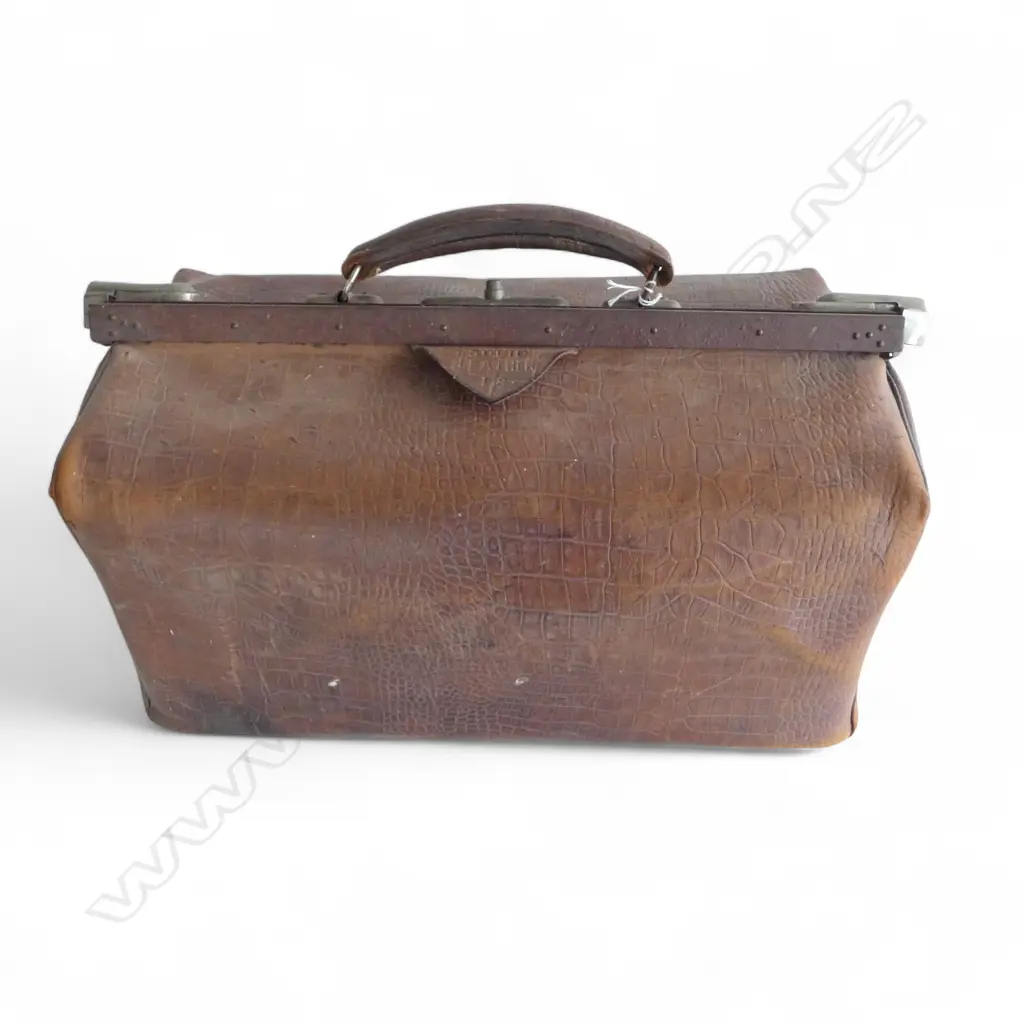 VINTAGE LEATHER BAG 'SOLID LEATHER 18' Image 1++