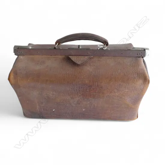 VINTAGE LEATHER BAG 'SOLID LEATHER 18'