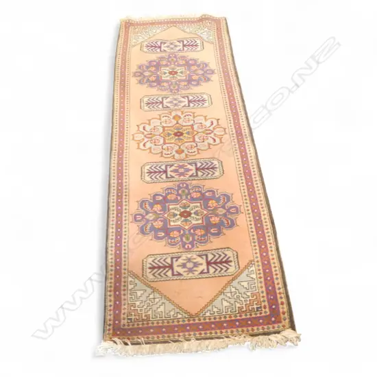 HAND KNOTTED WOOL PILE RUNNER 2500x700mm