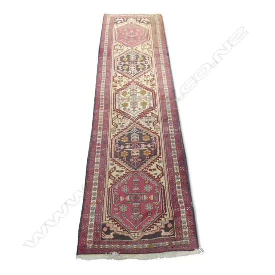 HAND KNOTTED WOOL PILE RUNNER 3250x790mm