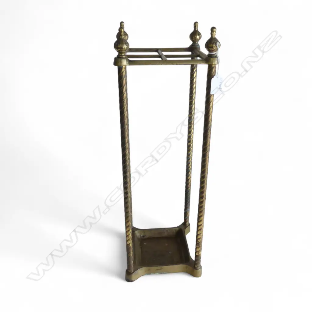 BRASS UMBRELLA STAND 200x200x600mm Image 1++