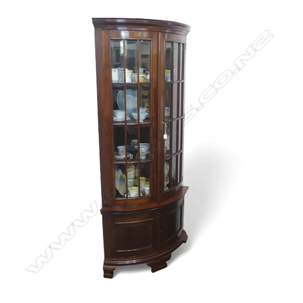 ANTIQUE STYLE BOW FRONT CORNER CABINET bevel glazing 930x600x2000mm Image 1++