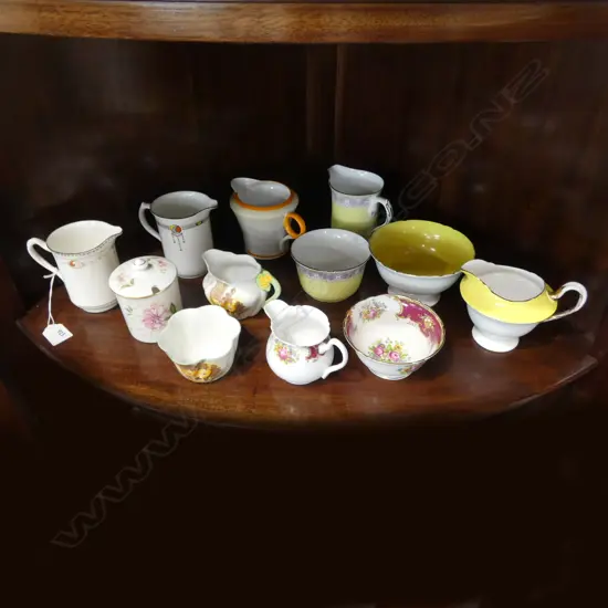 4 SHELLEY CHINA C/SUGARS 3 CREAM JUGS & LIDDED HONEY POT