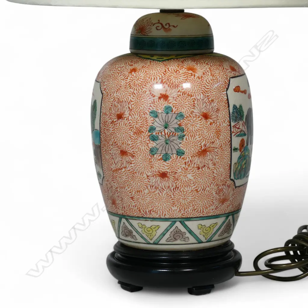 A vintage Chinese ginger jar table lamp, Image 1++