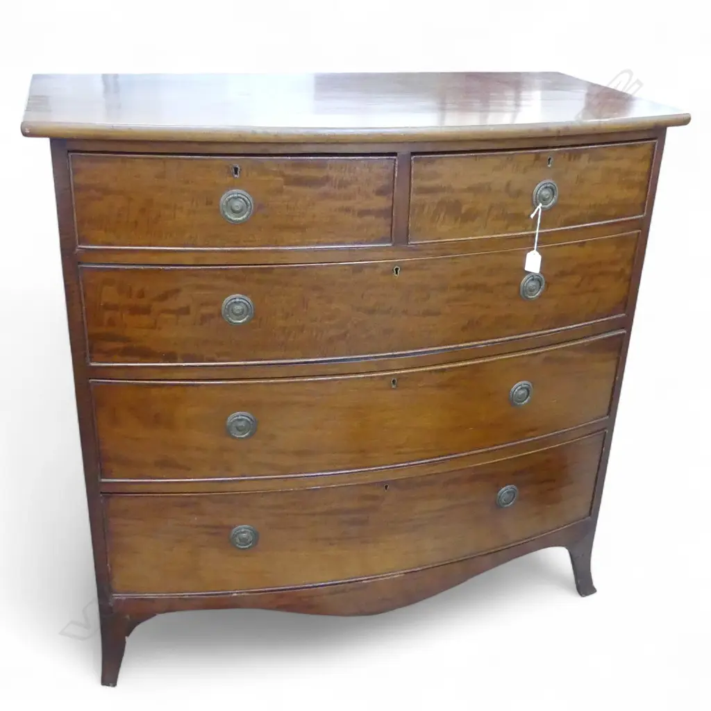 GEORGIAN MAHOGANY BOW FRONT CHEST OF DRAWERS 1060x550x1030mm Image 1++